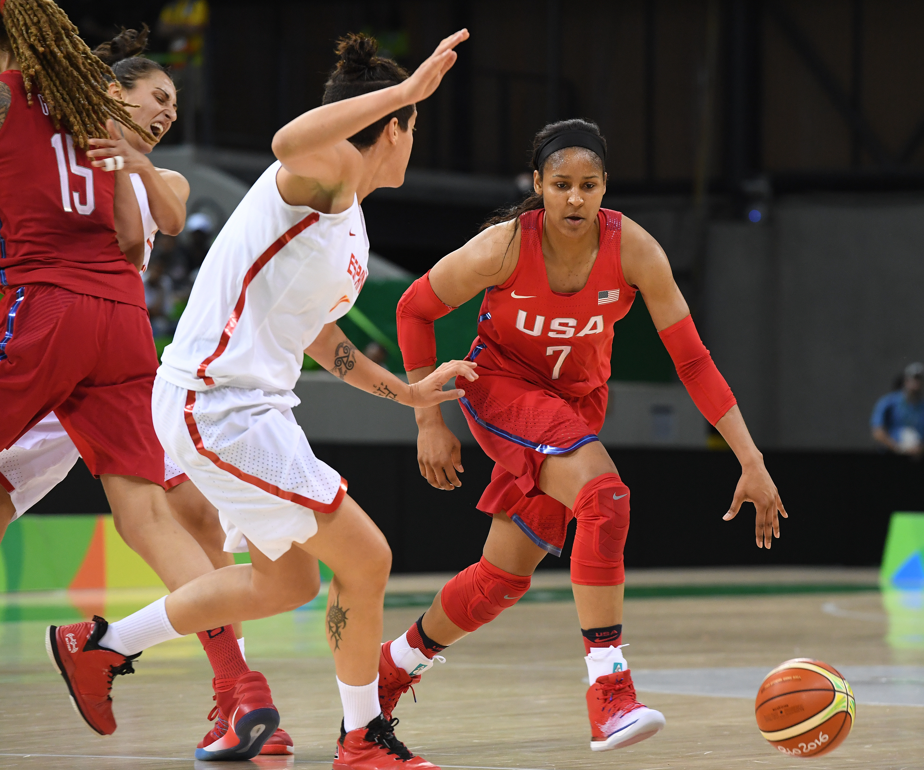 Sound Defense Leads Team USA Past Spain, 103-63